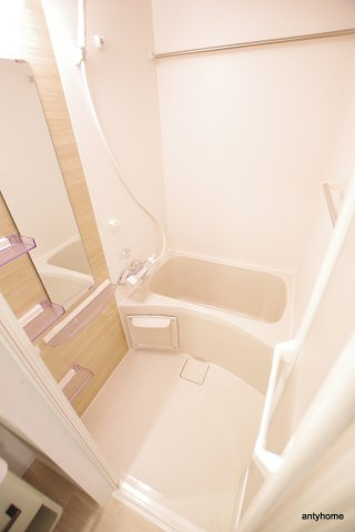 セレニテ京橋クレア　仲介手数料無料の浴室