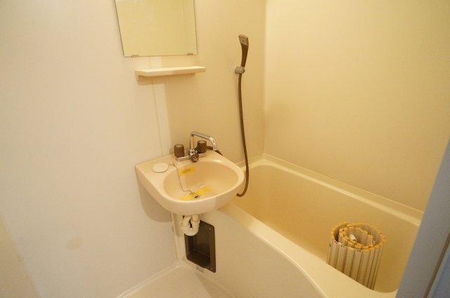 【浴室】 | シャトルⅡ番館