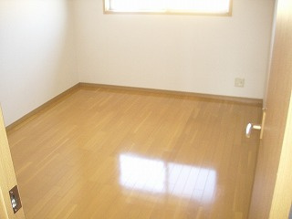 【洋室】 | ラ・プリミエール城東 