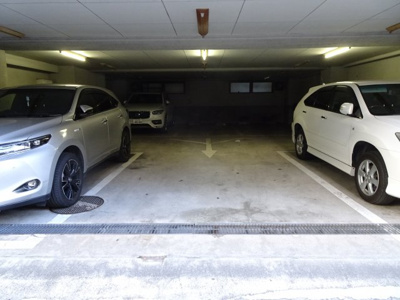 【駐車場】 | 中銀第２東上野マンシオン | 中銀第2東上野マンシオン　駐車場