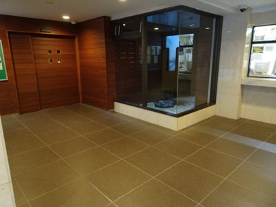 【ロビー】 | 中銀第２東上野マンシオン | 中銀第2東上野マンシオン　高級感のあるエントランス