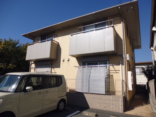 ライフォート中山の外観
