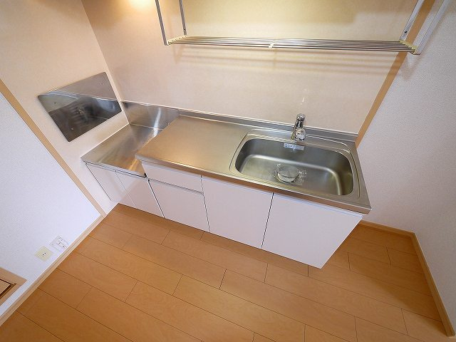 エレガンス（西九条町２丁目）のキッチン|きれいなキッチンです