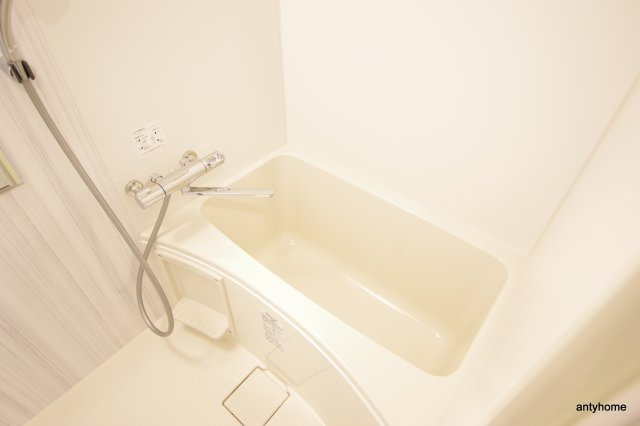 S-RESIDENCE西長堀　仲介手数料無料の浴室