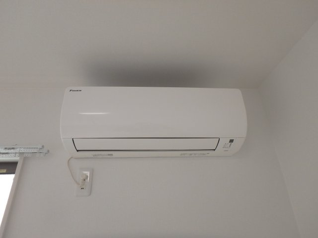 アーブル小阪の設備|もちろんエアコン、ありまっせ～