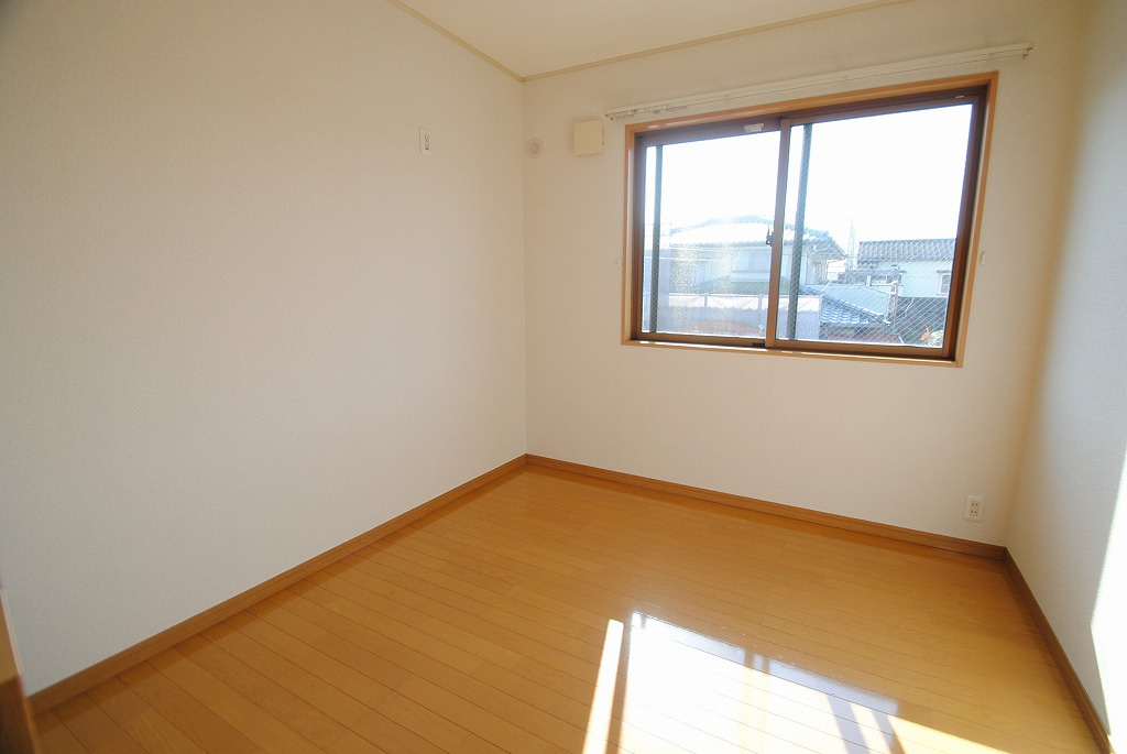 久留米市荘島町のタウンの子供部屋