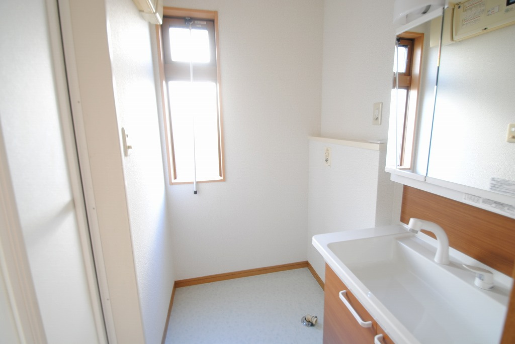 久留米市荘島町のタウンの洗面所