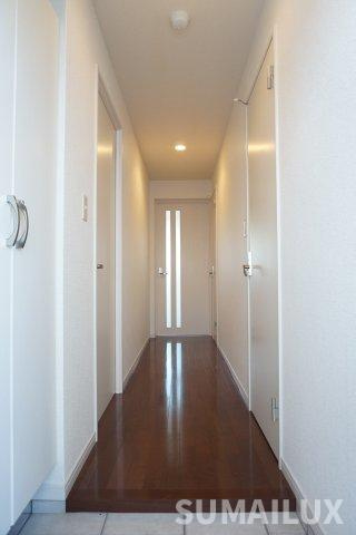 熊本市東区下南部３丁目の賃貸マンションの玄関