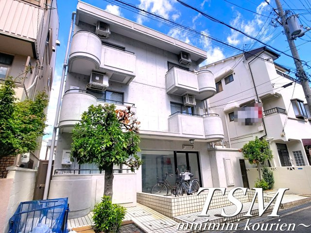 カレリアの外観