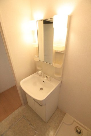 カーサフェリーチェの独立洗面台