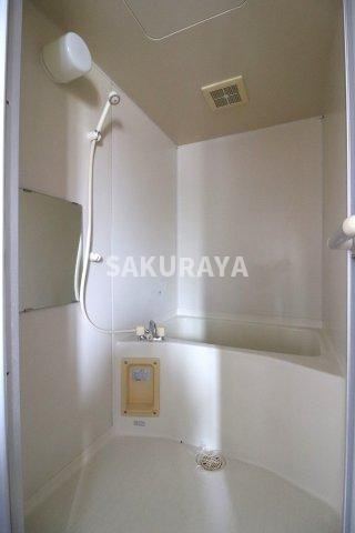 ハイツ渡良瀬の浴室|2022年撮影。現況と異なる場合がございます。