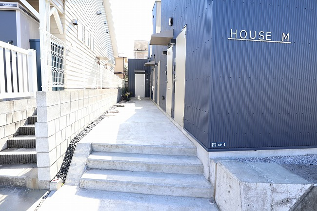 HouseMのエントランス