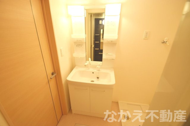 【洗面所】 | 忙しい朝には欠かせない洗面所です