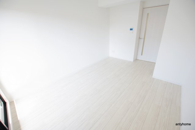 フォレ長堀通南　仲介手数料無料の洋室