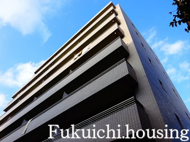 オーキッドスクエアの外観