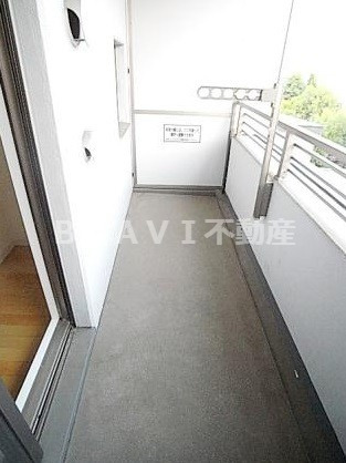 アーバネックス上町台　BRAVI不動産のバルコニー|【アーバネックス上町台】陽当たり良好なバルコニーです