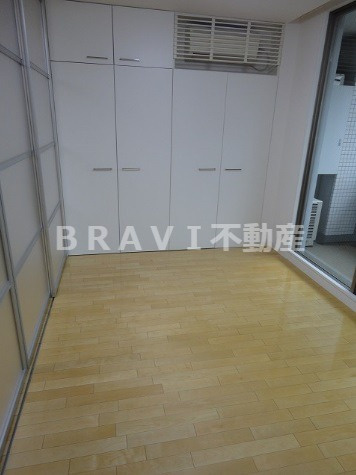 アーバネックス上町台　BRAVI不動産の寝室|【アーバネックス上町台】落ち着いて過ごせるお部屋なので、寝室にいかがでしょうか