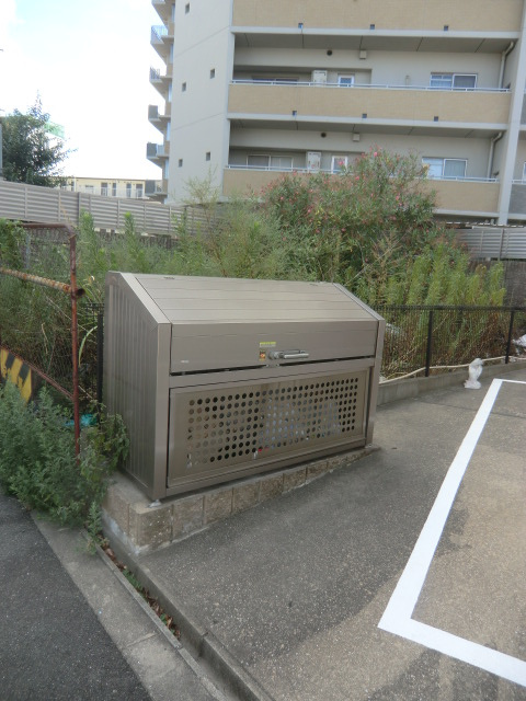 大阪市淀川区加島３丁目のハイツのその他共用部分|ゴミ置き場