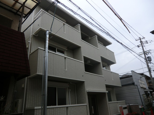 ハイツクレールの外観