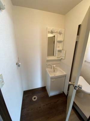 【洗面所】 | サンセールB