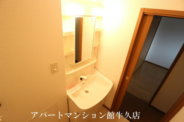 ヴィザージュの独立洗面台