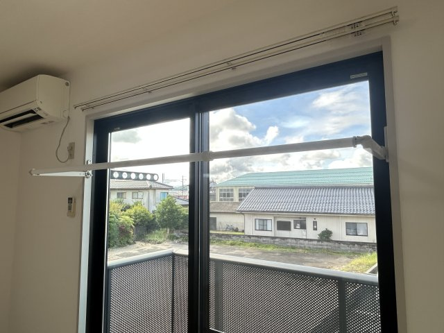 クリスタルの設備