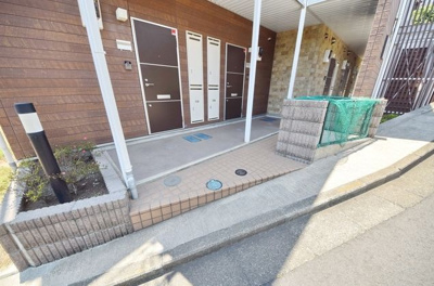 【エントランス】 | リブリ・bonheur