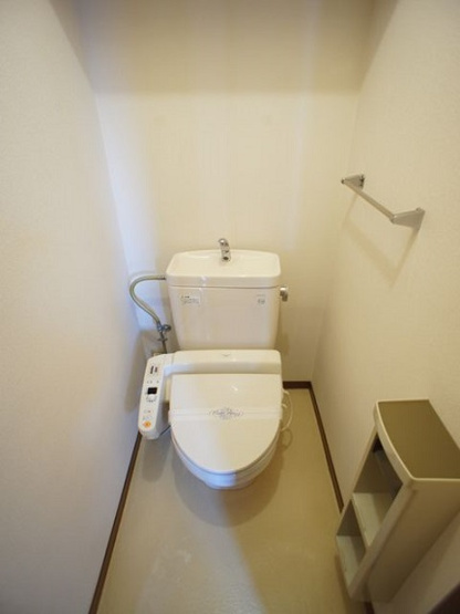 【トイレ】 | カーサ・グリーンヒルＡ | 温水洗浄暖房便座機能付きです♪