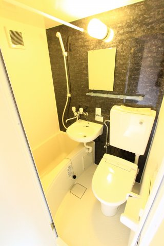 ユナイト片倉町バージニアの杜の浴室