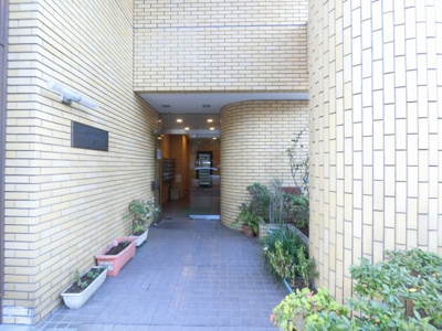 【エントランス】 | ニューライフ横浜大通り公園