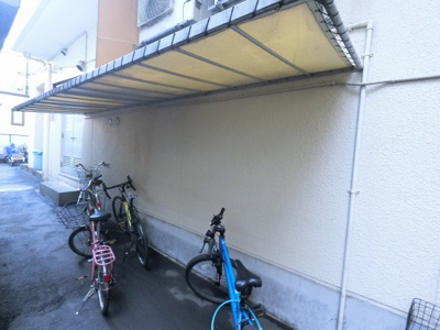 【その他共用部分】 | ニューライフ横浜大通り公園 | 駐輪場