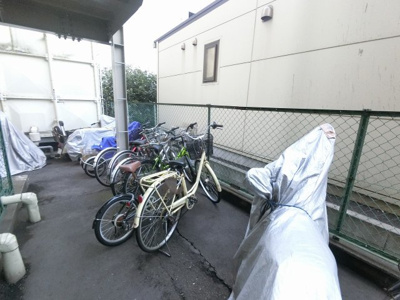 【その他共用部分】 | ニューライフ横浜大通り公園 | 駐輪場