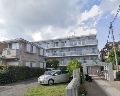 【外観】 | マイキャッスル金沢文庫 | 京急本線金沢文庫駅徒歩15分・金沢シーサイドライン海の公園柴口駅より徒歩3分の好立地。
緑に囲まれており子育てしやすいです。