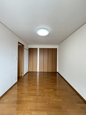 コーポ門脇2の洋室