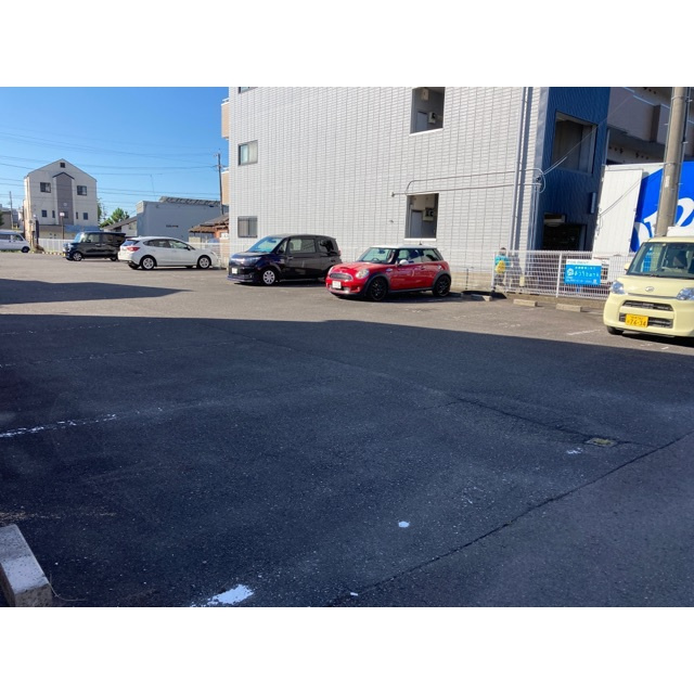 川部１丁目駐車場の外観