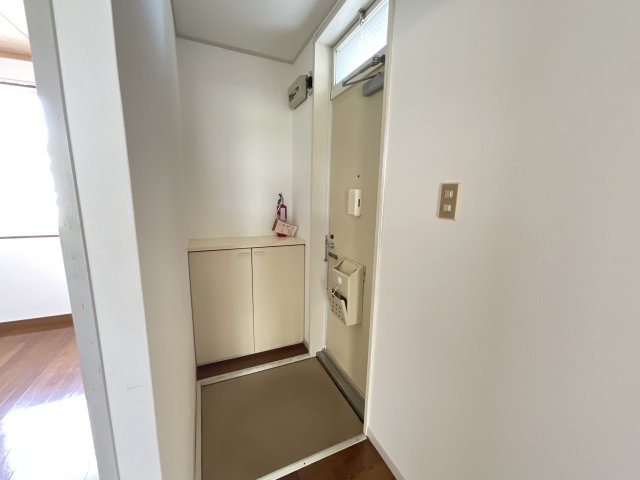 【玄関】 | ＯＭハウス | 収納もある玄関です