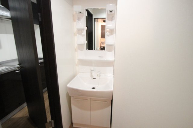 Muse Zio ( 近畿大学 一人暮らし )の独立洗面台