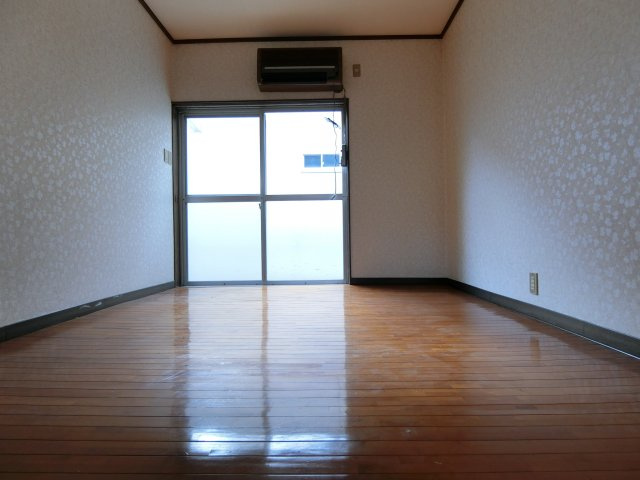 河内長野市本町戸建の洋室