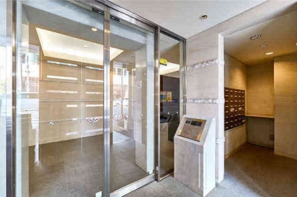 台東区北上野１丁目の賃貸マンションのその他|エントラス入口