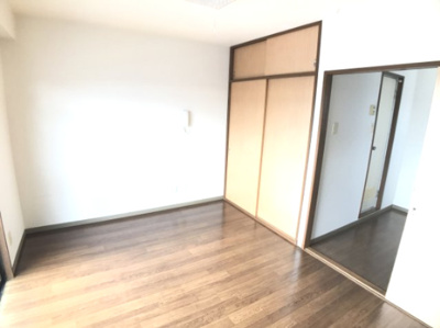 【洋室】 | メゾン荒井