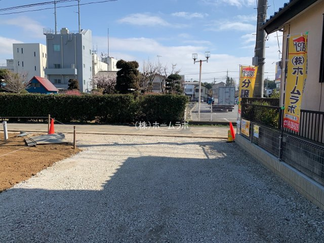 【新築】坂戸市鎌倉町新築分譲住宅 全3棟 ２号棟の前面道路含む現地写真|前面道路含む現地写真です