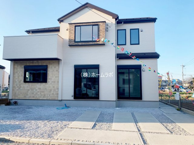 【新築】坂戸市鎌倉町新築分譲住宅 全3棟 ２号棟の外観|内覧できます！ぜひ一度ご覧ください！