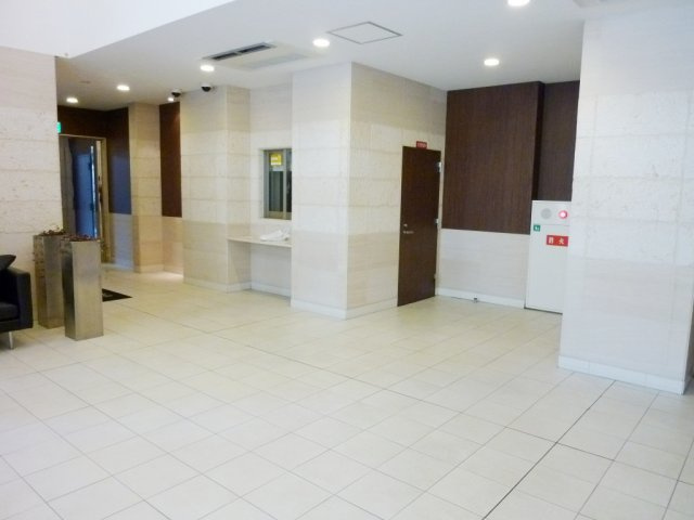 【エントランス】