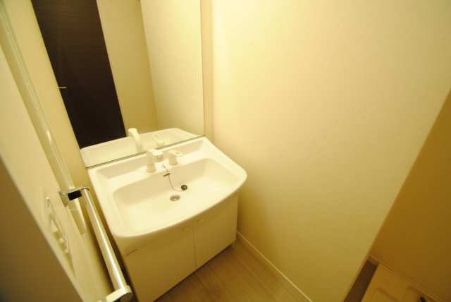 第33上野ビルの独立洗面台|同タイプ別室（イメージ画像）