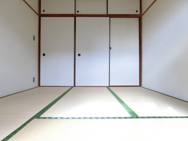金剛第三住宅216棟の寝室