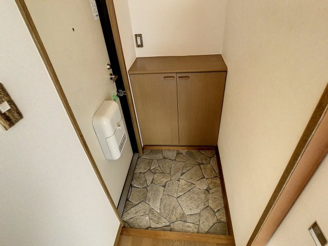 RAPITA　Aの玄関