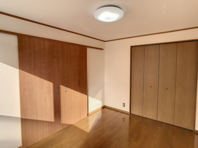 RAPITA　Aの洋室