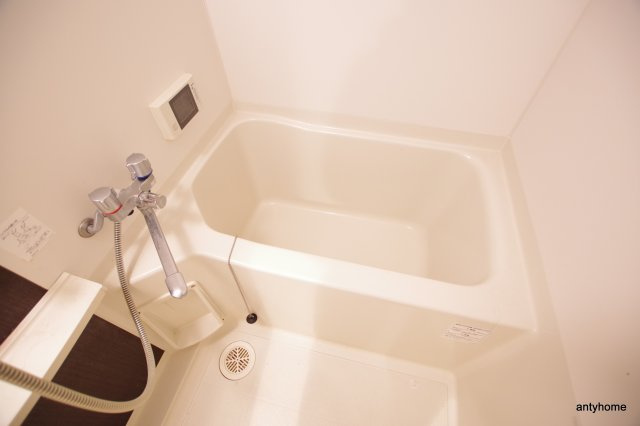 エステムコート新大阪6エキスプレイス　仲介手数料無料の浴室