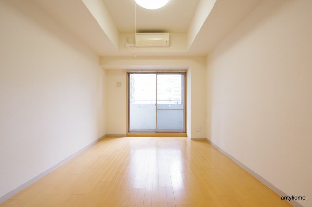 エステムコート新大阪6エキスプレイス　仲介手数料無料の洋室