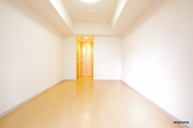 エステムコート新大阪6エキスプレイス　仲介手数料無料の洋室